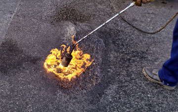 West Holywell flat roofing repairs